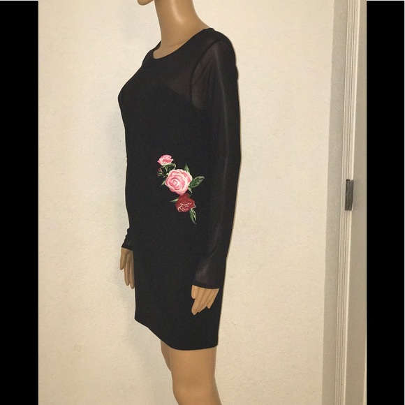 Dress - Picture 4 of 4